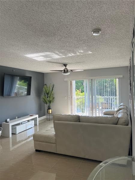 5051 WILES Road # 207, Coconut Creek FL 33073 photo 2