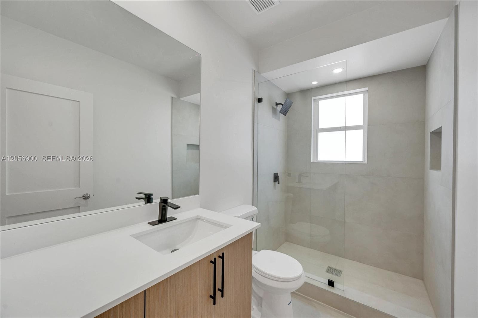 893 NE 81st St # 1, Miami, FL 33138 photo 4