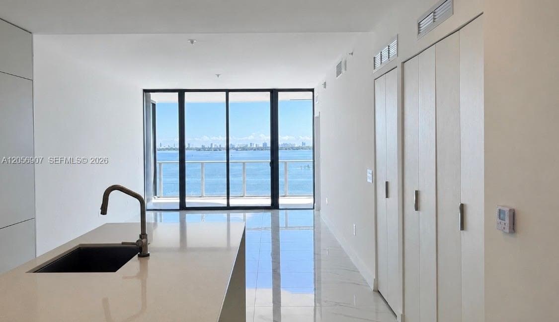 700 NE 24th St # 1202, Miami, FL 33137 photo 5