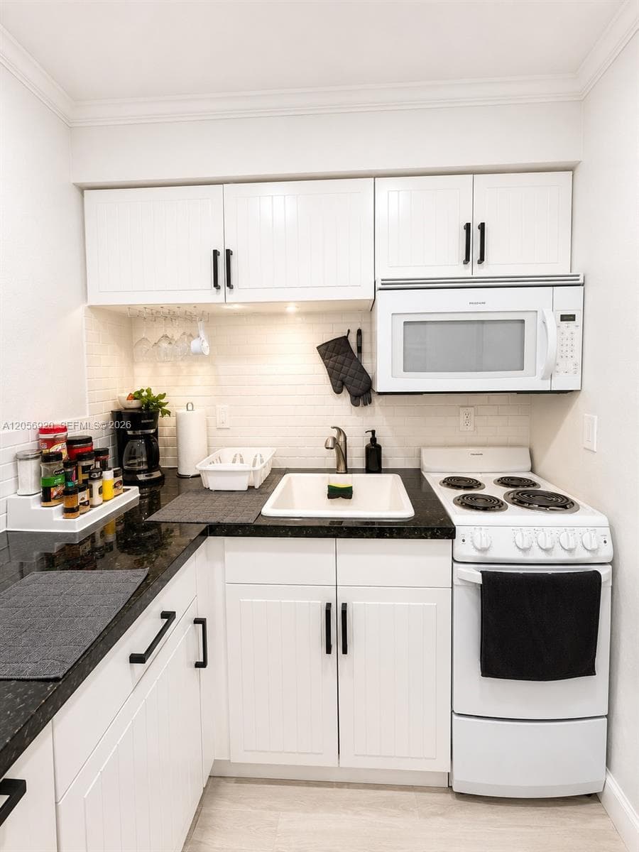 1808 NE 11th Ave # 1, Fort Lauderdale FL 33305 photo 4