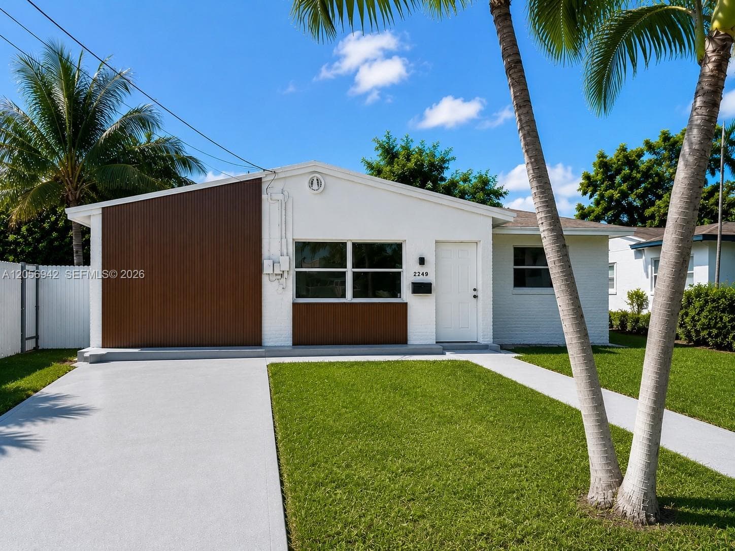 2249 Johnson St, Hollywood FL 33020