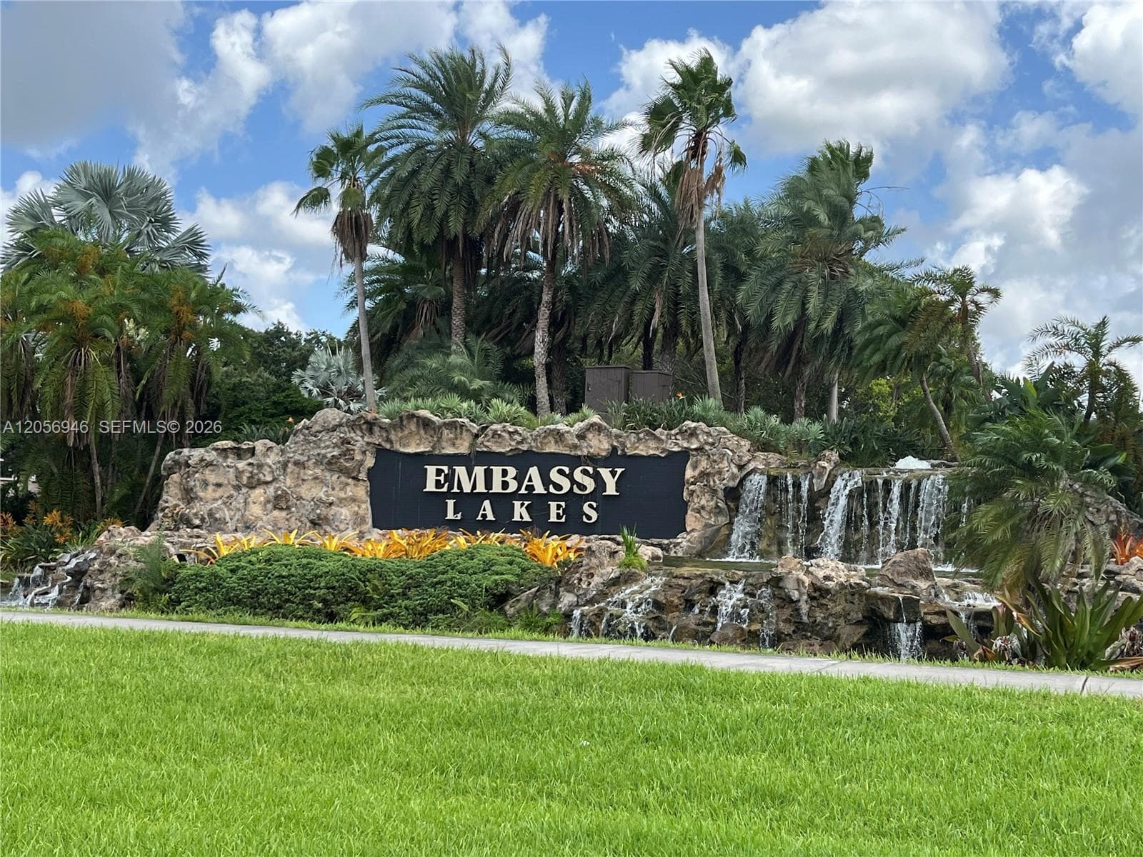 10854 Limeberry Dr, Cooper City FL 33026