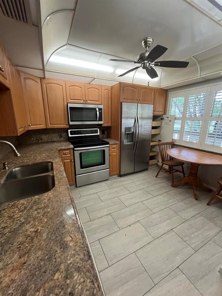 4701 Martinique Drive # L2, Coconut Creek FL 33066 photo 4