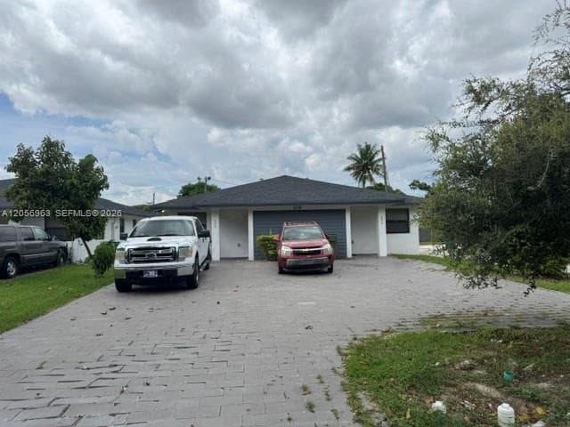 634 NW 12th St, Florida City FL 33034 photo 3