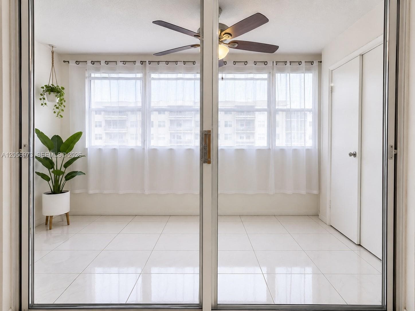 301 NE 14th Ave # 507, Hallandale Beach FL 33009 photo 4