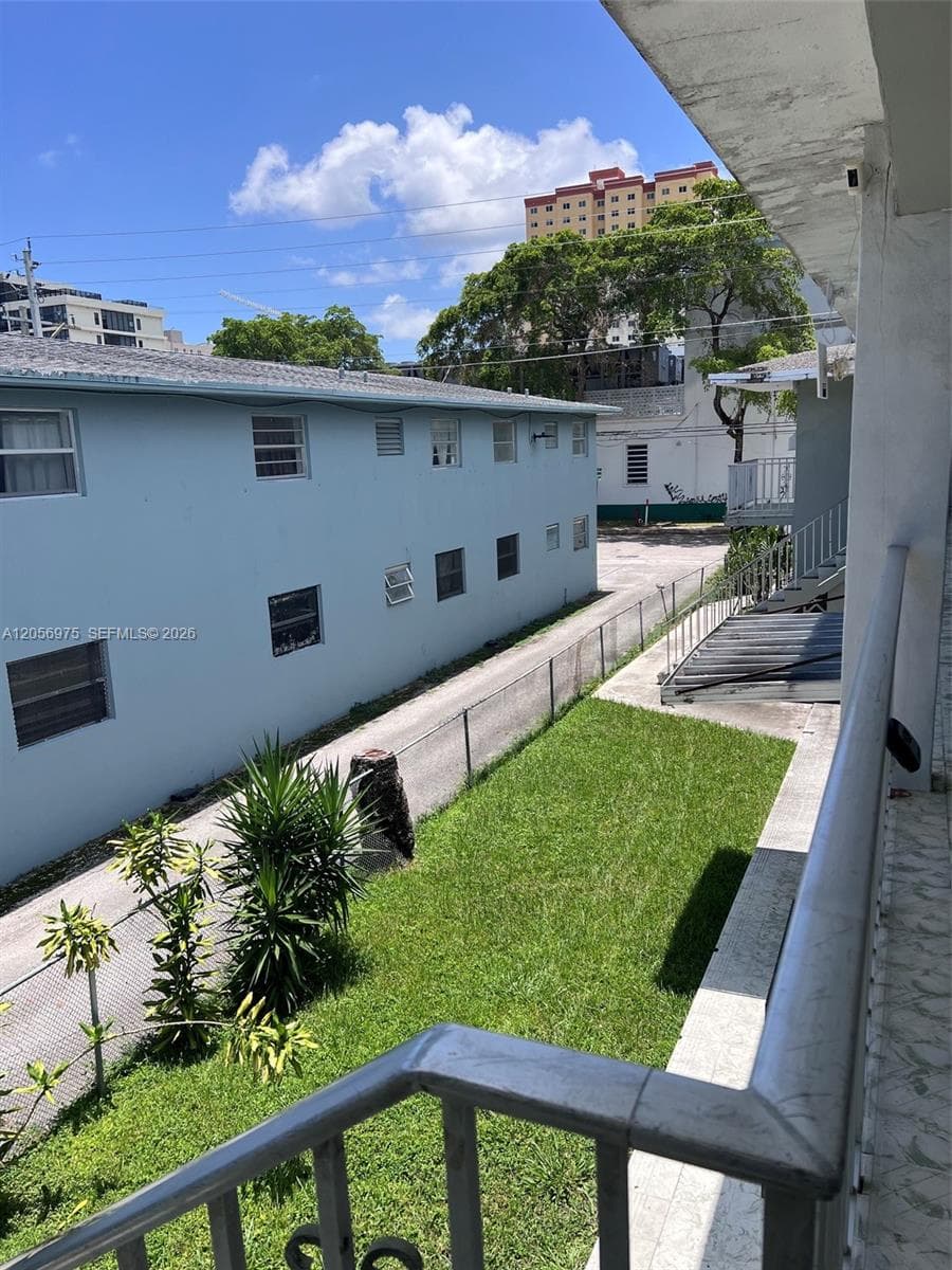 121 NE 80 TER # 5, Miami FL 33131 photo 2