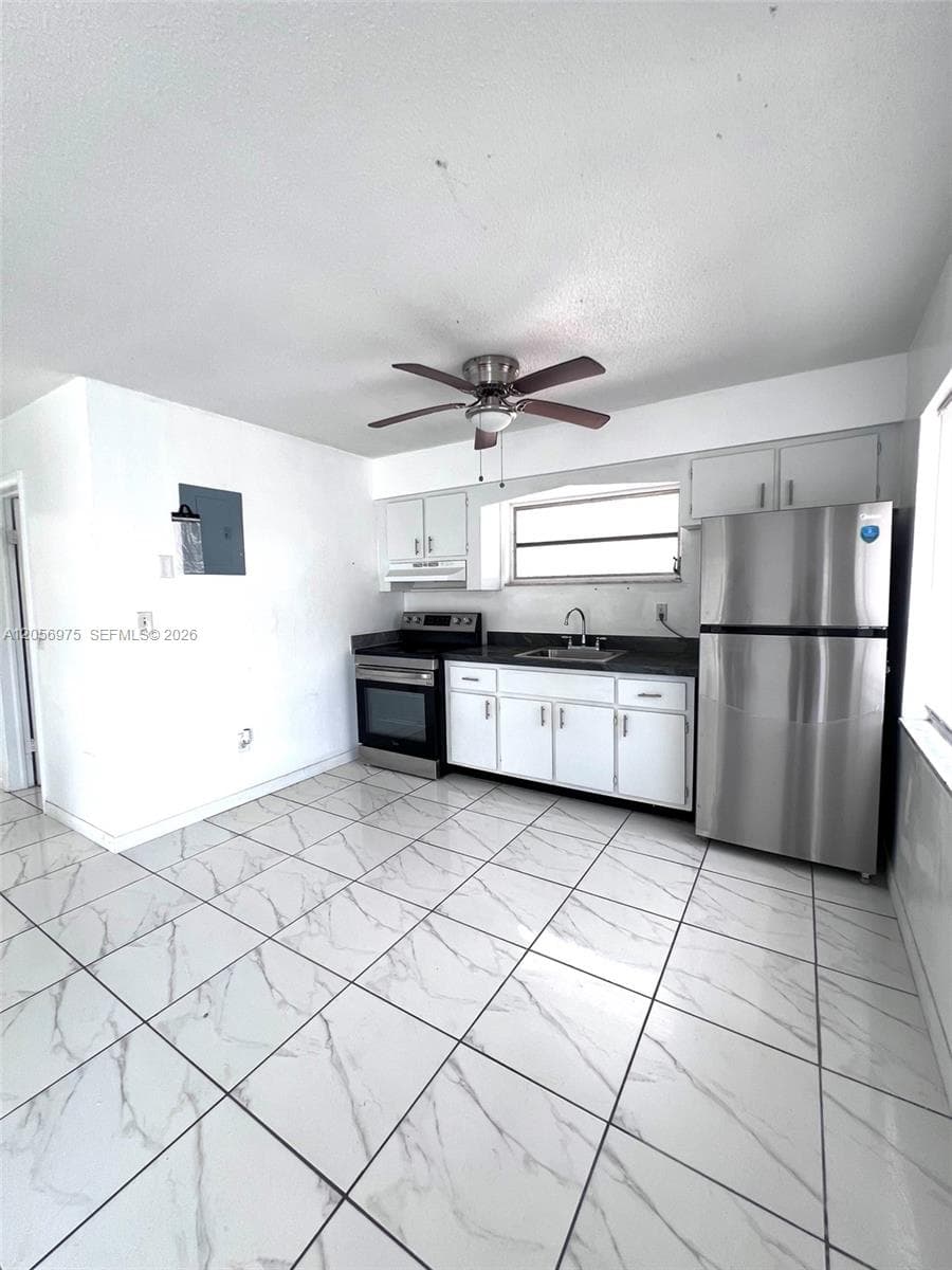 121 NE 80 TER # 5, Miami FL 33131 photo 3