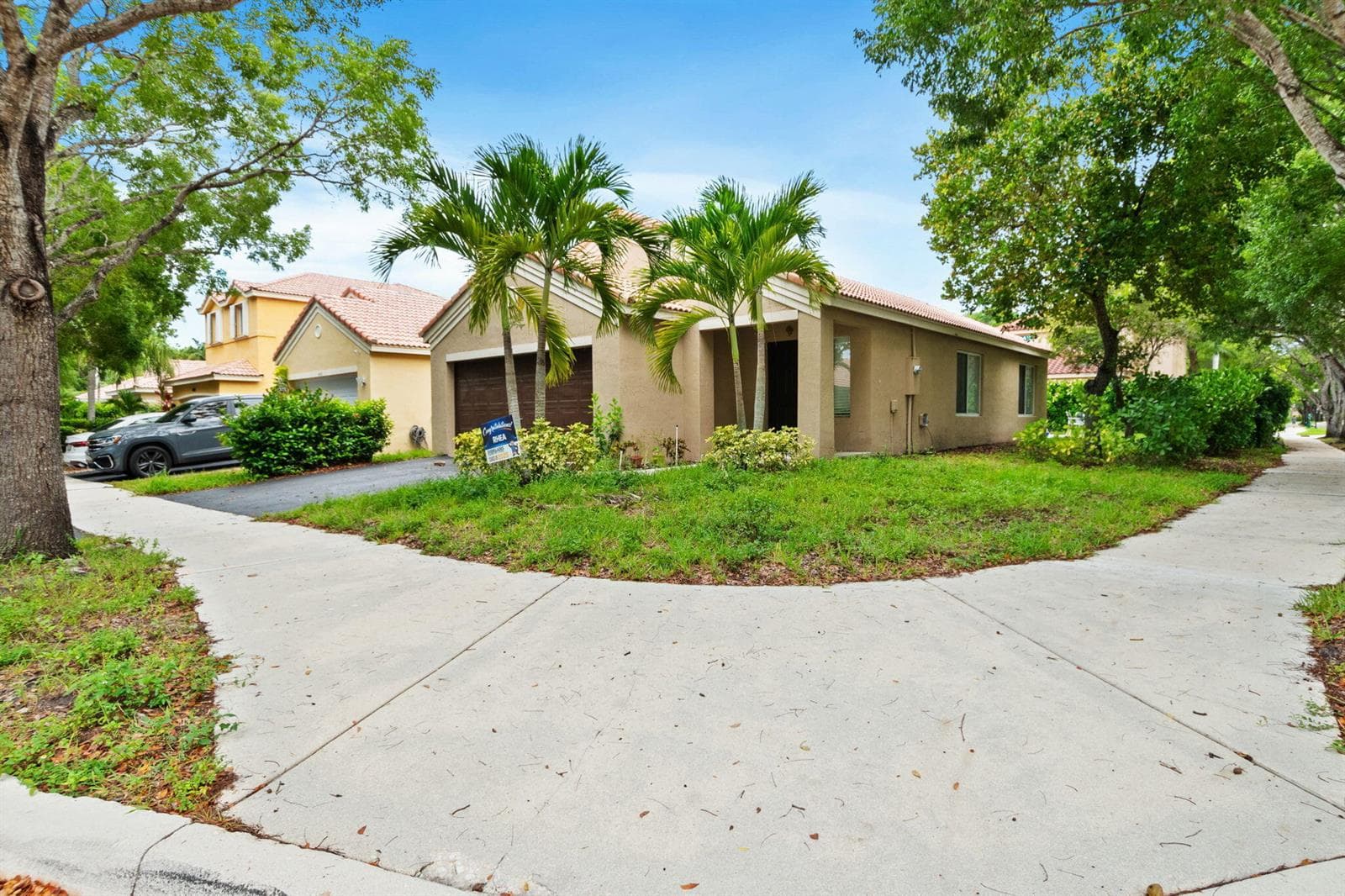 4498 Dogwood Circle, Weston FL 33331 photo 2