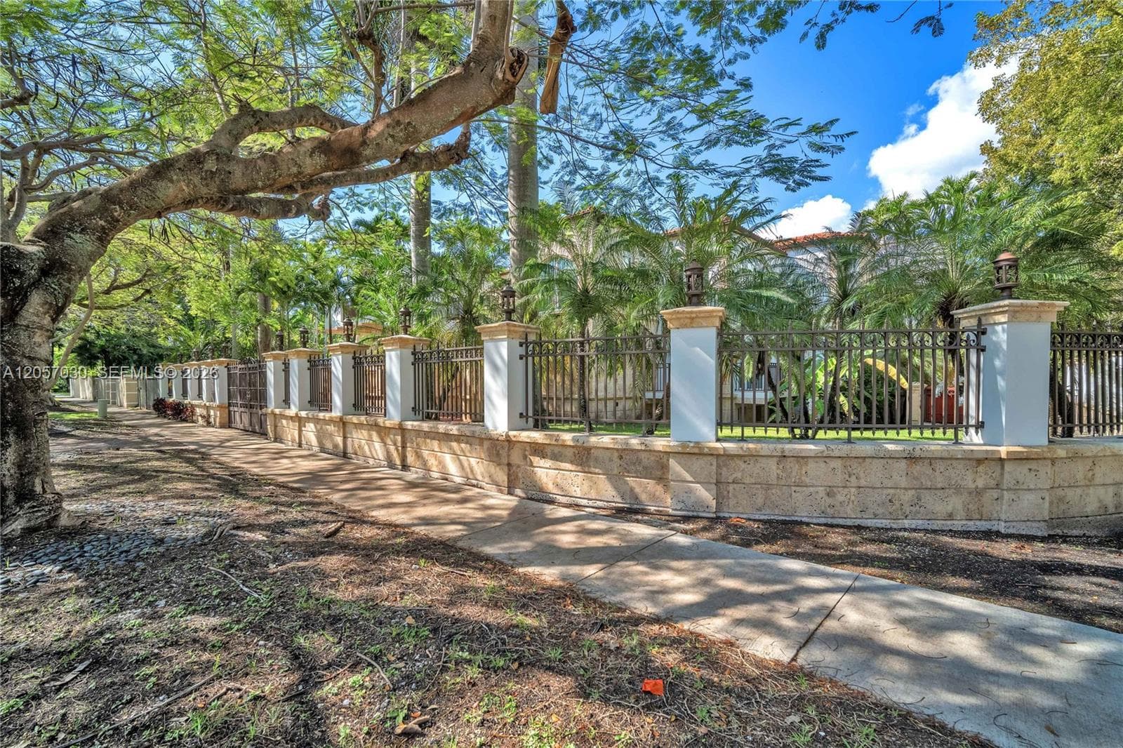 1710 S Miami Ave, Miami FL 33129 photo 4