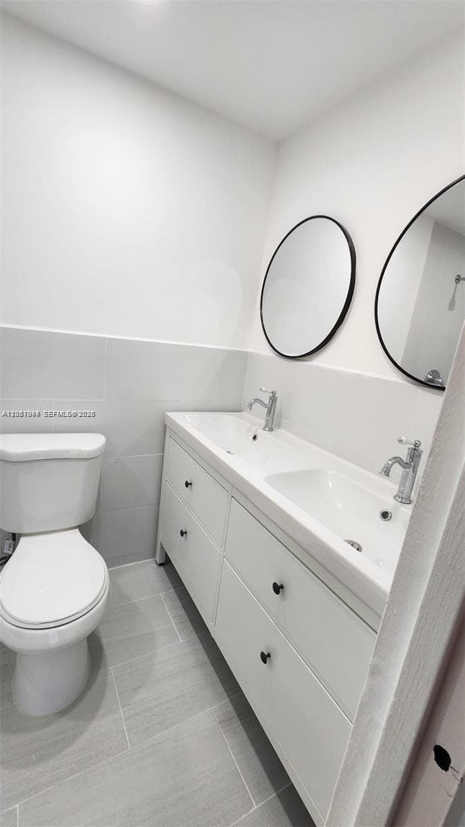 200 177th Dr # 308, Sunny Isles Beach FL 33160 photo 4