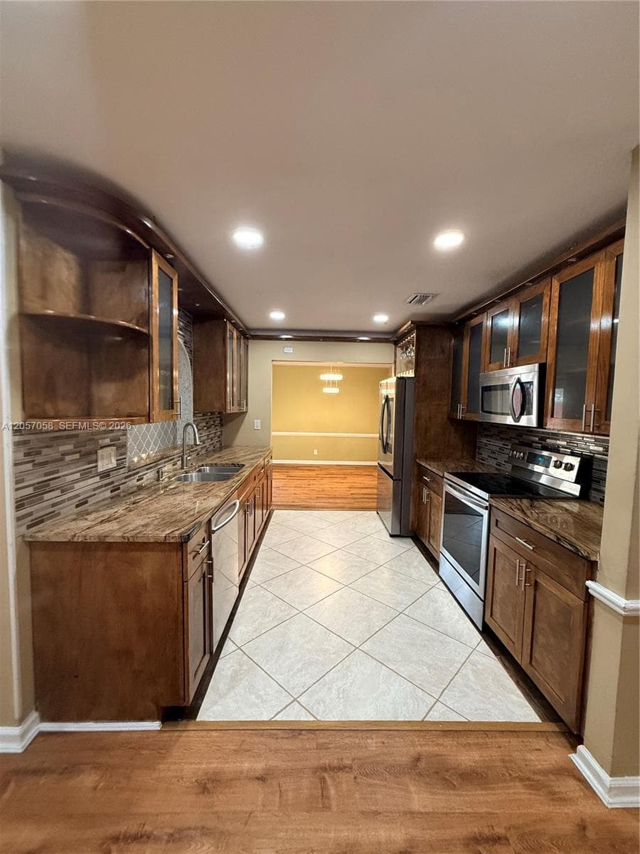 4120 NW 78th Ln, Coral Springs FL 33065 photo 4