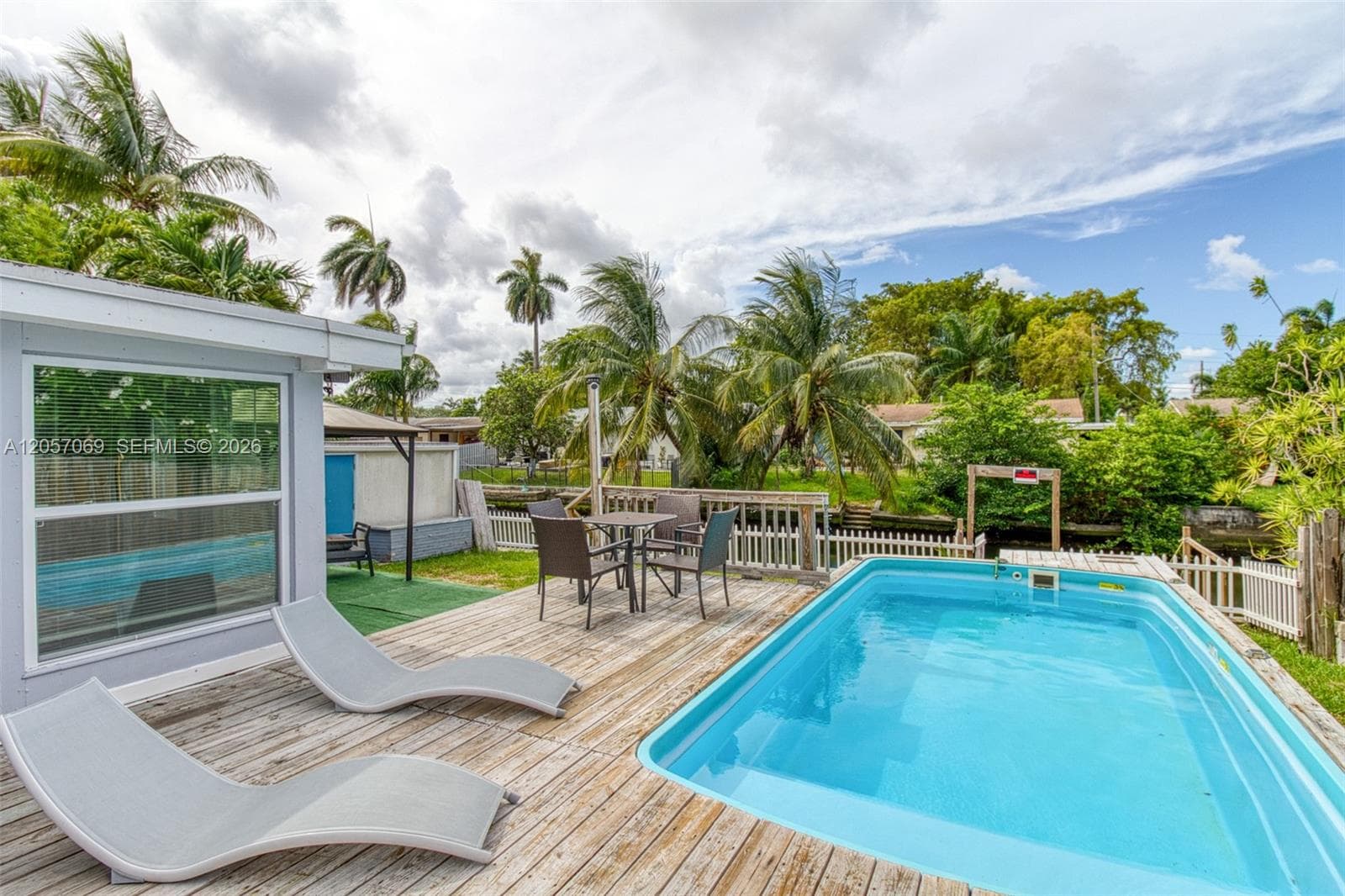 3039 Grant St, Hollywood FL 33021 photo 2