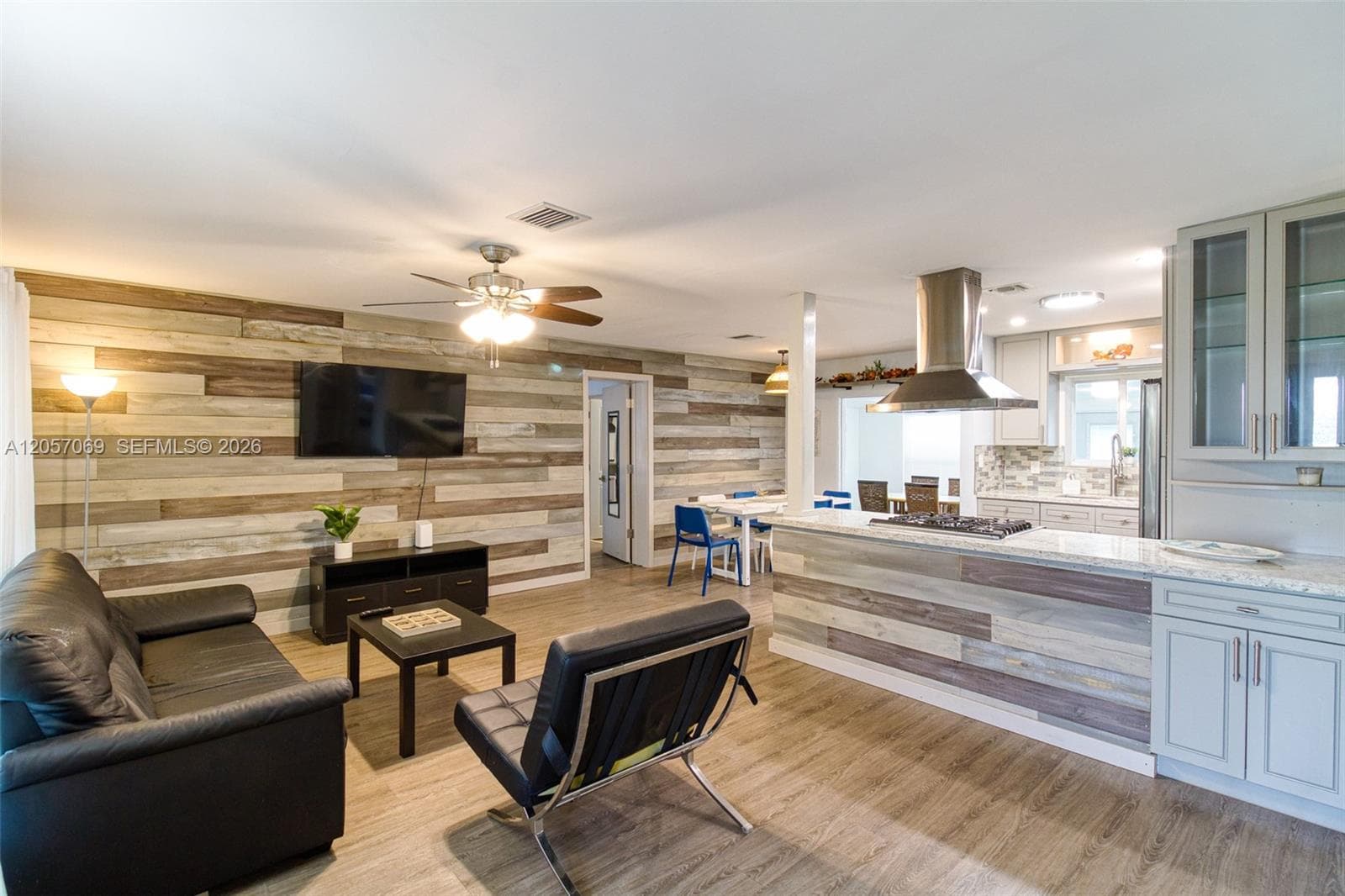 3039 Grant St, Hollywood FL 33021 photo 3