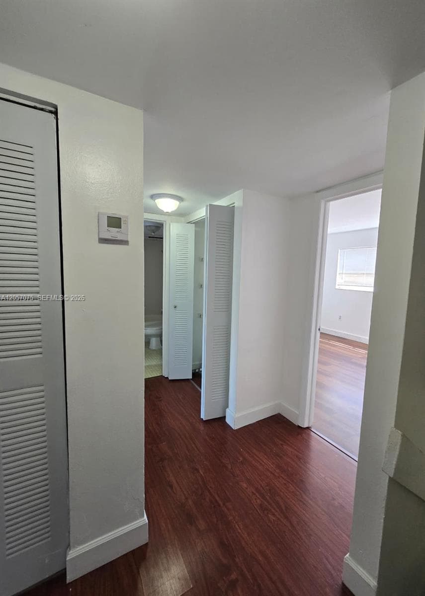 9357 Fontainebleau Blvd # D420, Miami FL 33172 photo 5