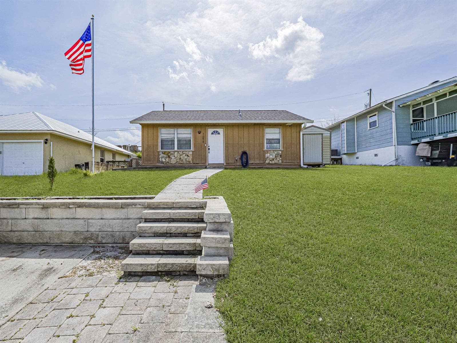 1656 3RD Avenue SW, Vero Beach FL 32962 photo 2
