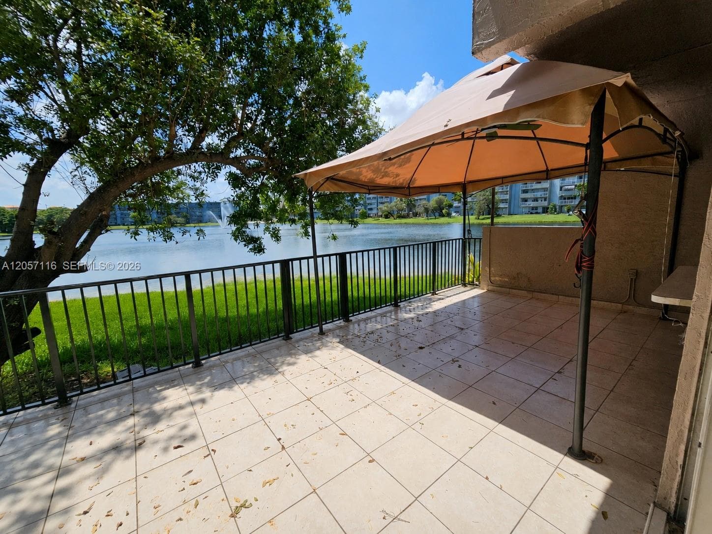 9135 Fontainebleau Blvd # 7, Miami FL 33172 photo 3