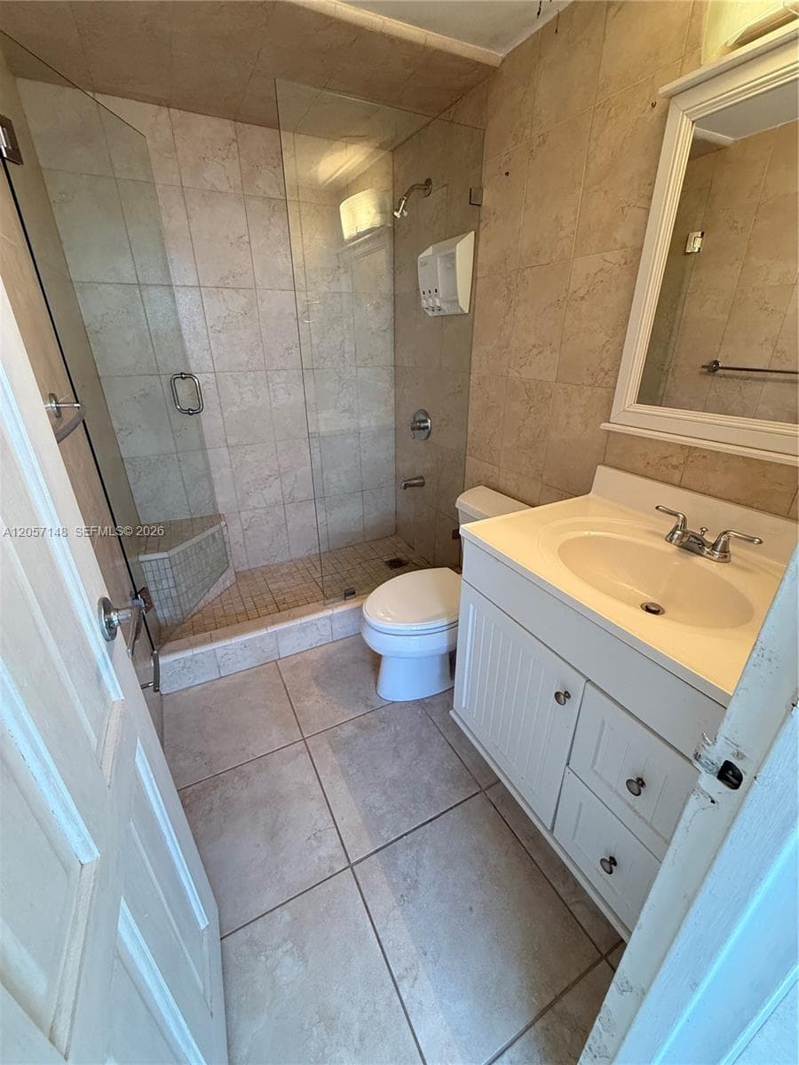 5313 Collins Ave # 1008, Miami Beach FL 33140 photo 5