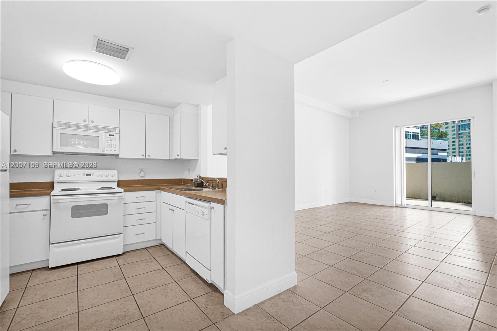 1250 S Miami Ave # 812, Miami FL 33130 photo 5