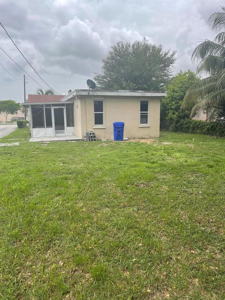 2819 POLK Street # B, Hollywood, FL 33020 photo 5