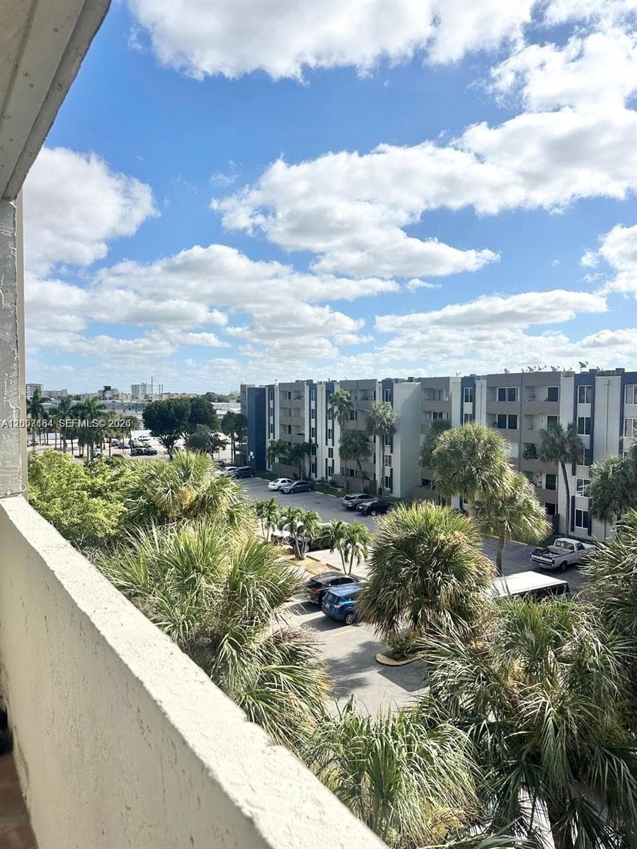 10090 NW 80th Ct # 1542, Hialeah Gardens FL 33016 photo 3