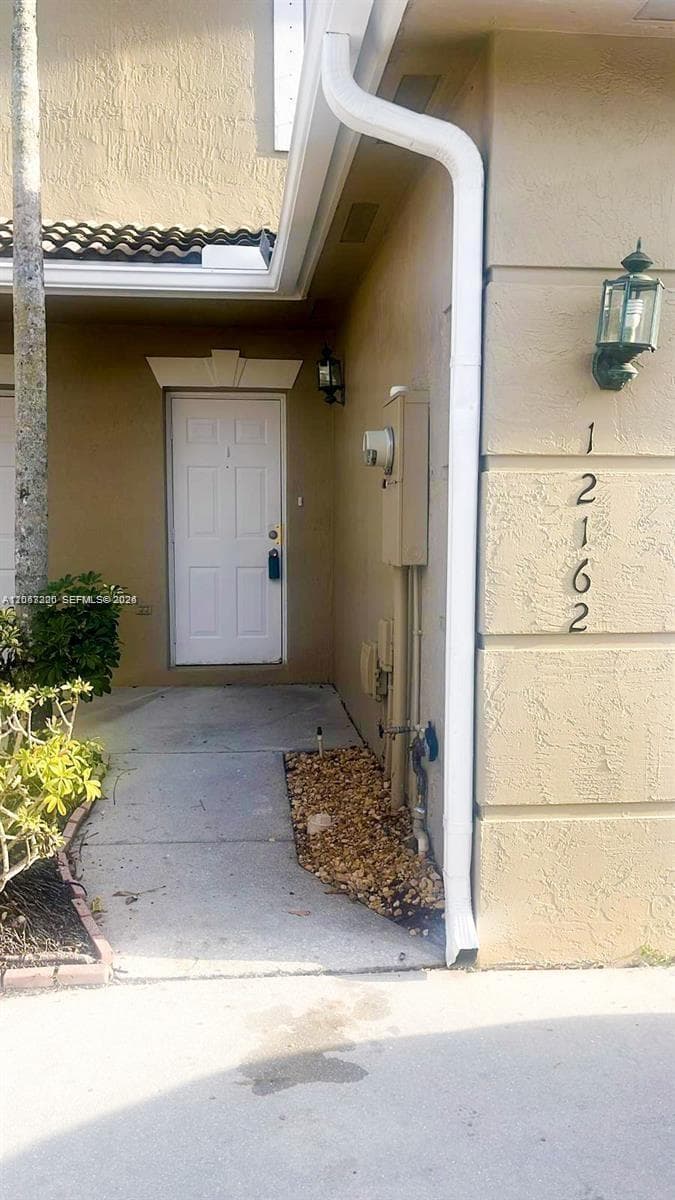 12162 SW 5th Ct, Pembroke Pines, FL 33025 photo 2