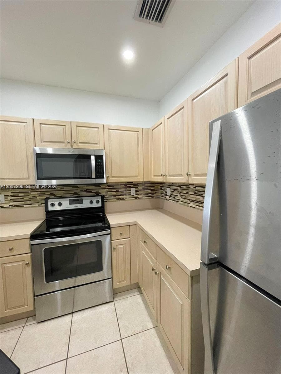 12162 SW 5th Ct, Pembroke Pines, FL 33025 photo 5