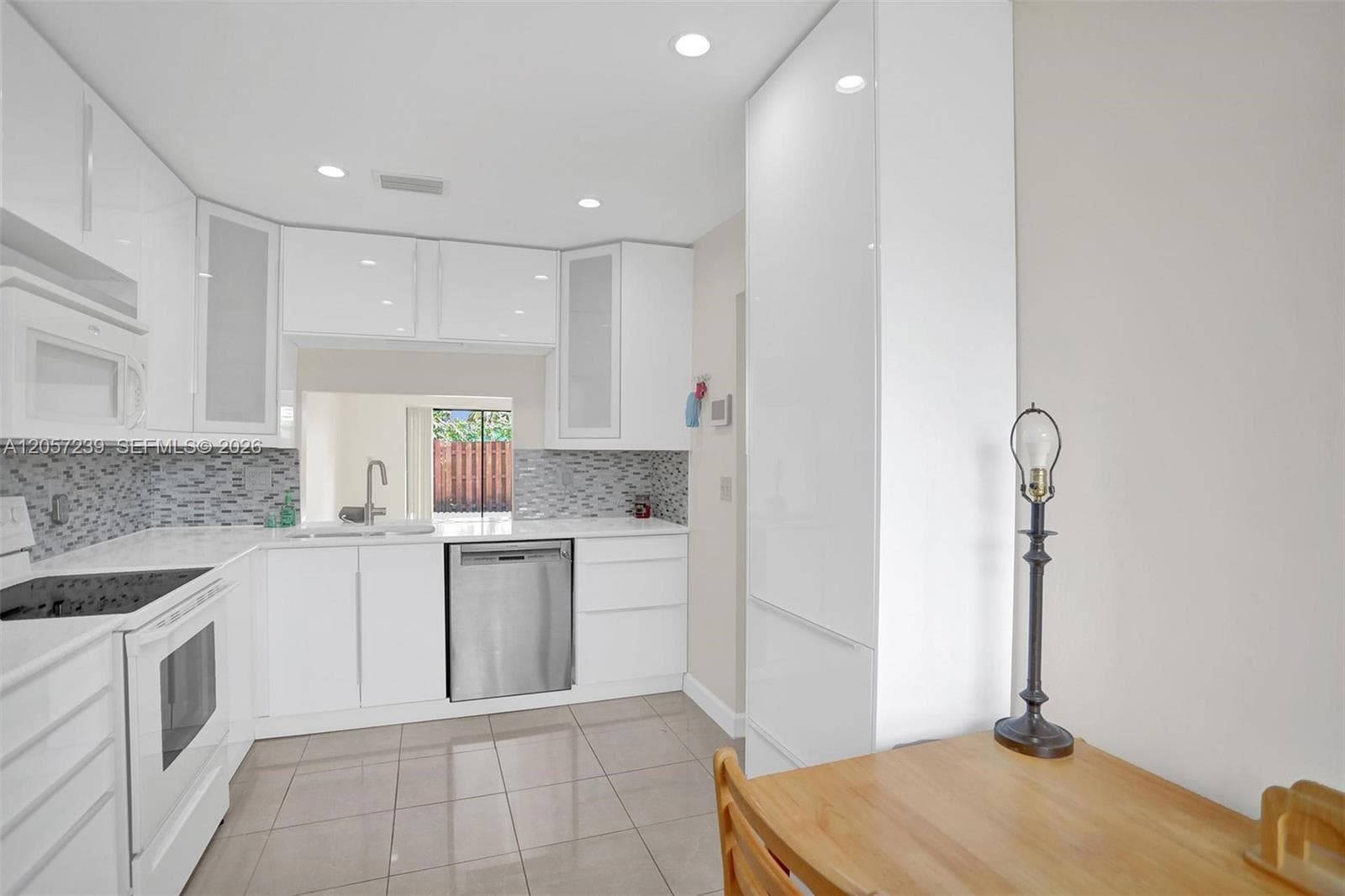 11529 SW 133rd Ter, Miami FL 33176 photo 5