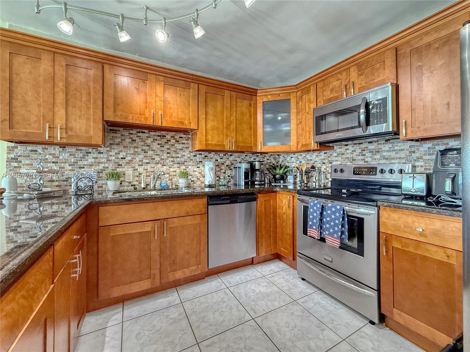 5701 Collins Ave # 1508, Miami Beach, FL 33140 photo 3