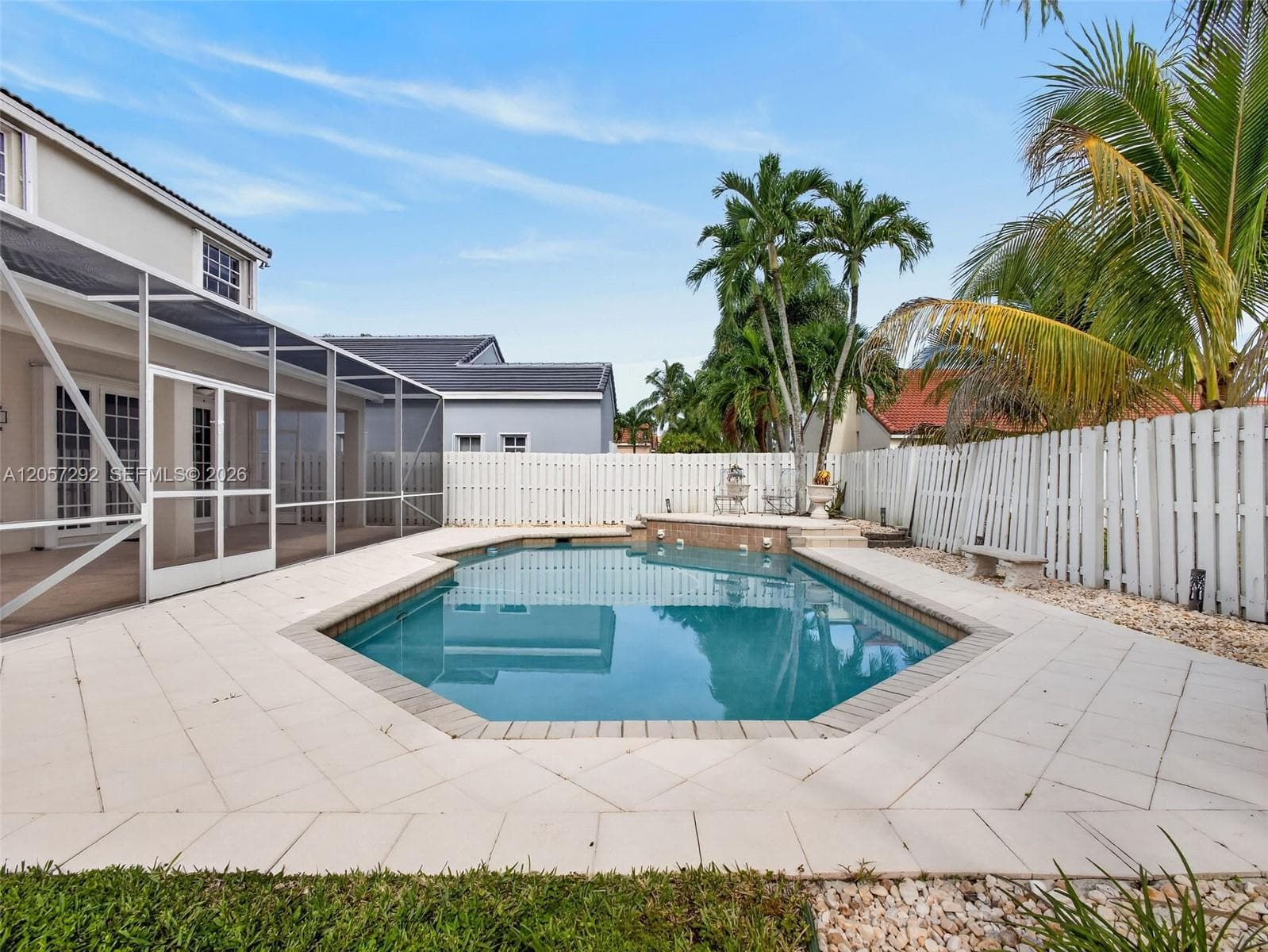 1012 Cedar Falls Dr, Weston FL 33327 photo 5