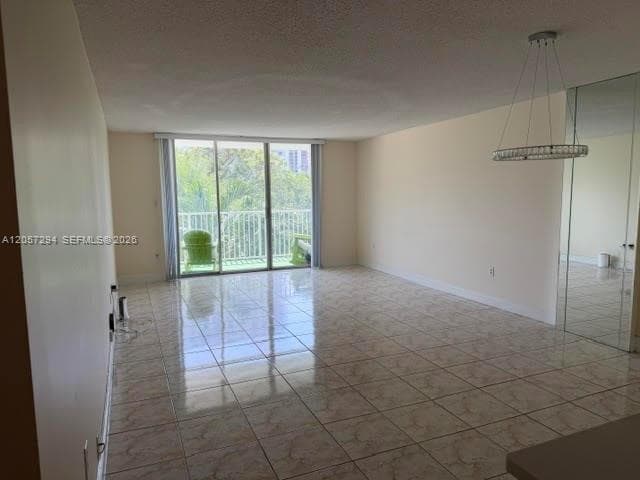 2801 NE 183rd St # 308W, Aventura FL 33160 photo 2