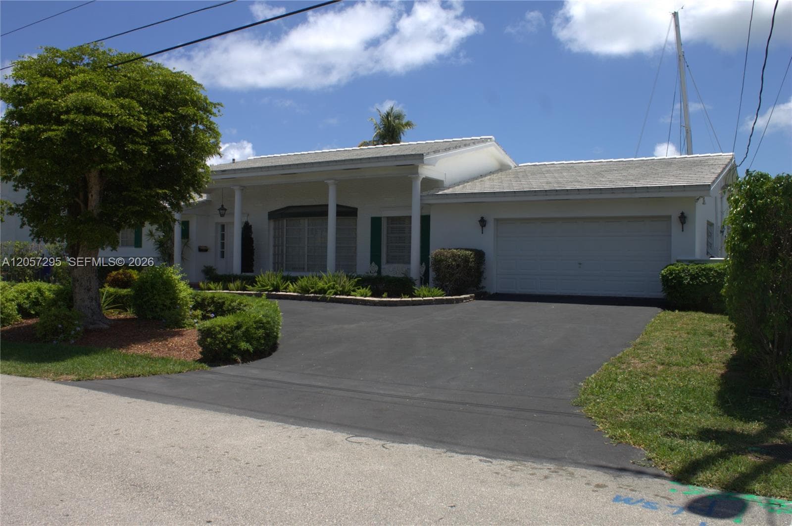 3440 NE 170th St, North Miami Beach FL 33160 photo 3