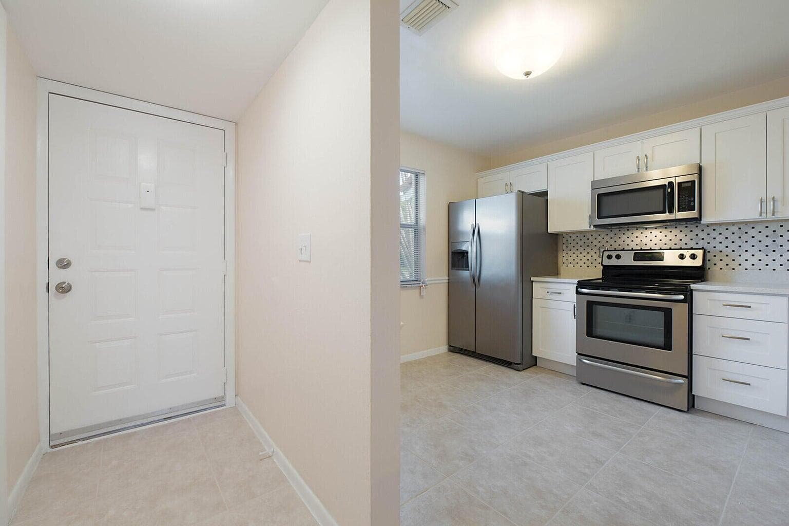 6384 BOCA Circle, Boca Raton FL 33433 photo 2