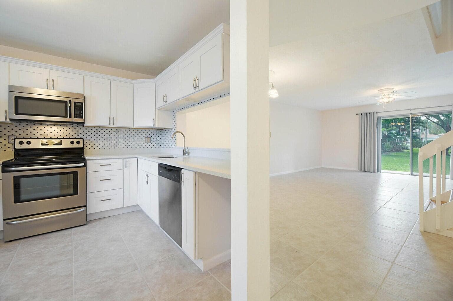 6384 BOCA Circle, Boca Raton FL 33433 photo 5