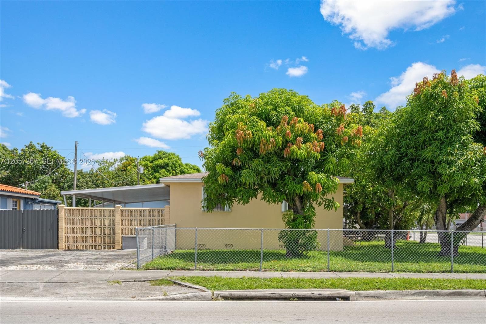 3220 E 8th Ave, Hialeah FL 33013 photo 4
