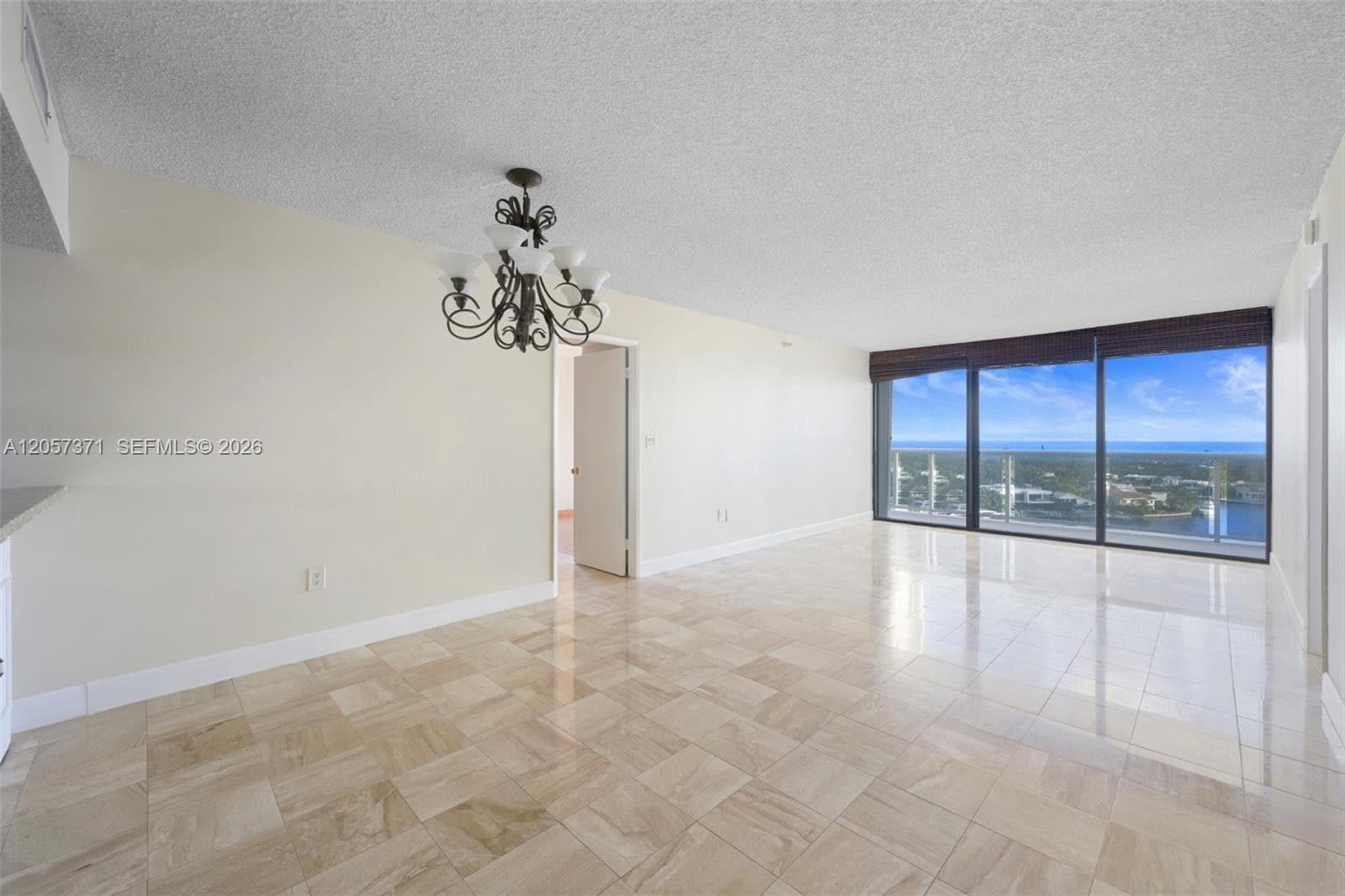 20505 E Country Club Dr # 1434, Aventura FL 33180 photo 3