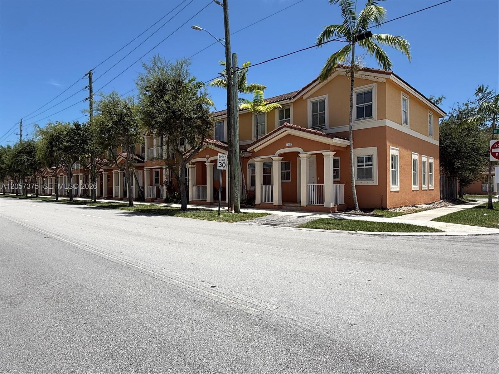 10852 SW 240th St, Homestead FL 33032 photo 3