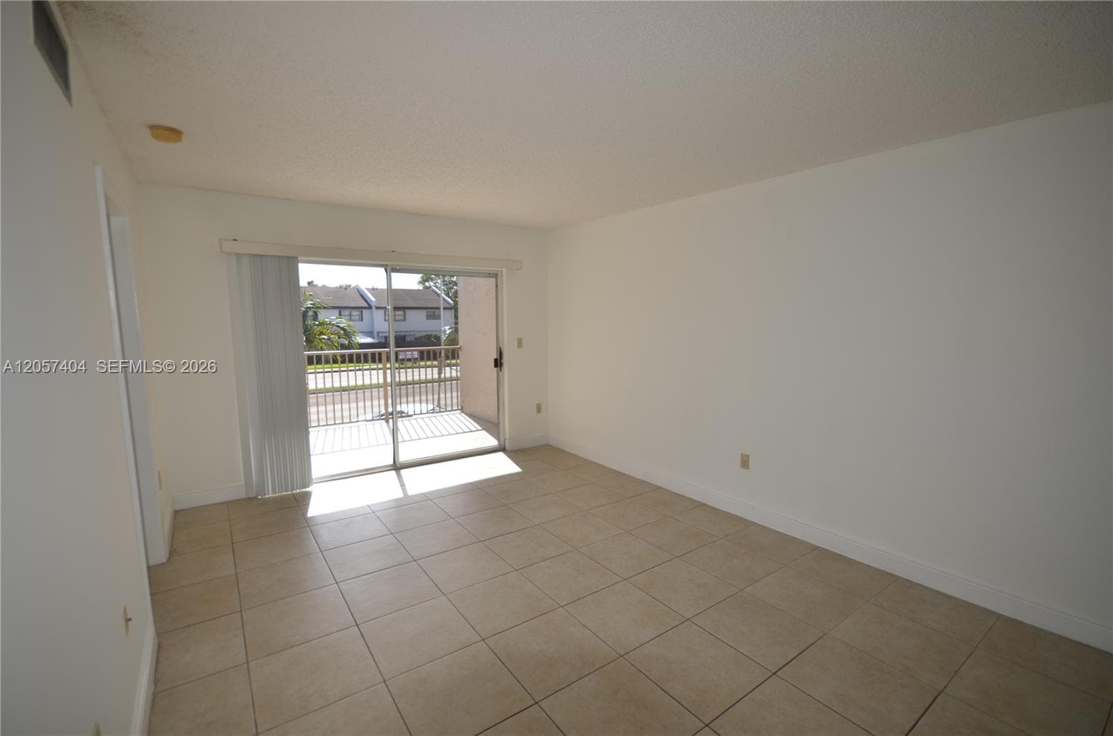 15201 SW 80th St # 207, Miami, FL 33193 photo 4