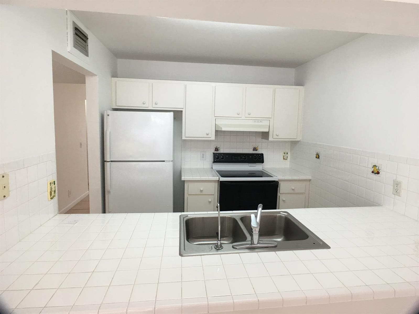 5852 Albert Road, West Palm Beach FL 33415 photo 2