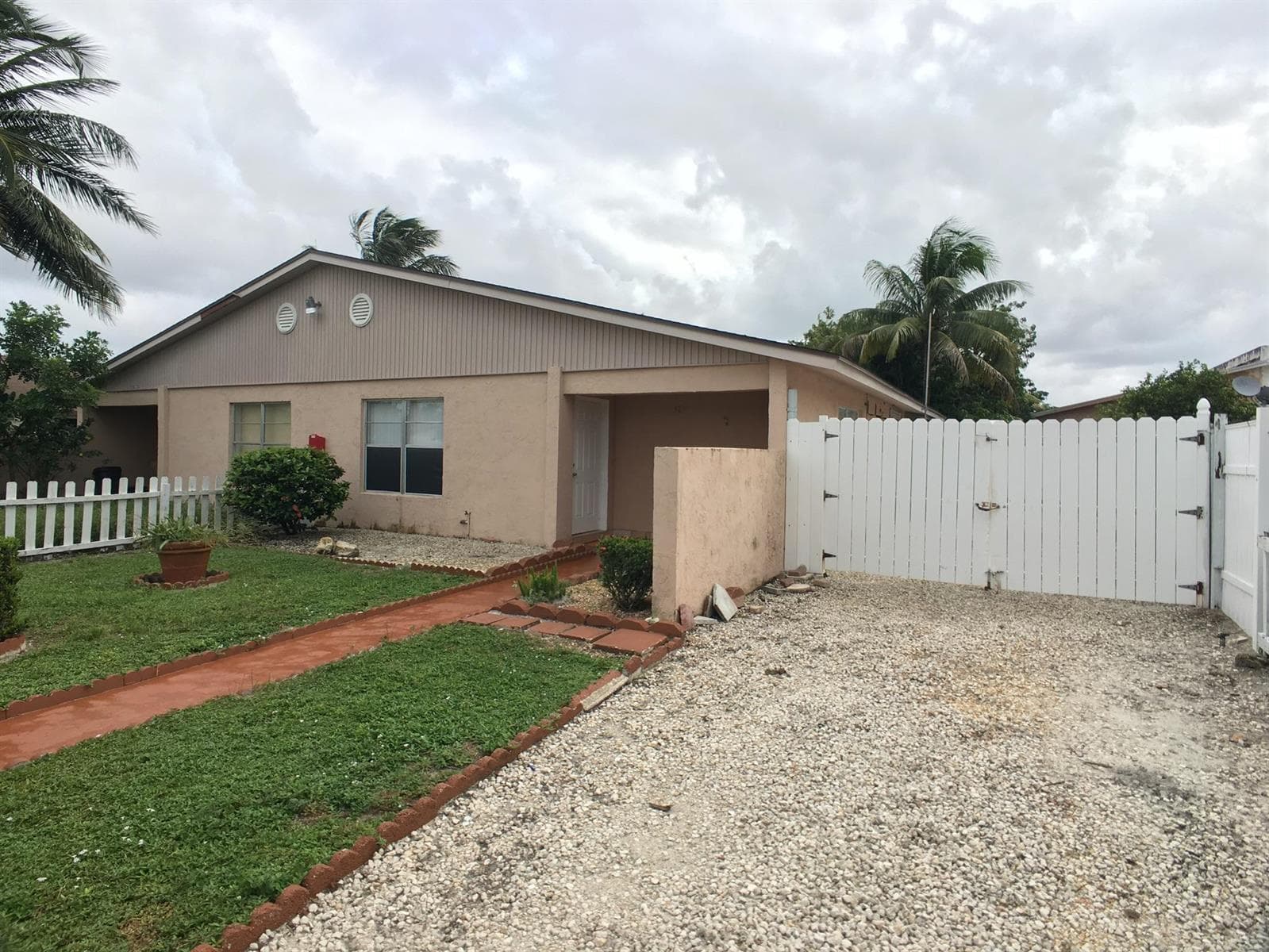 5852 Albert Road, West Palm Beach FL 33415