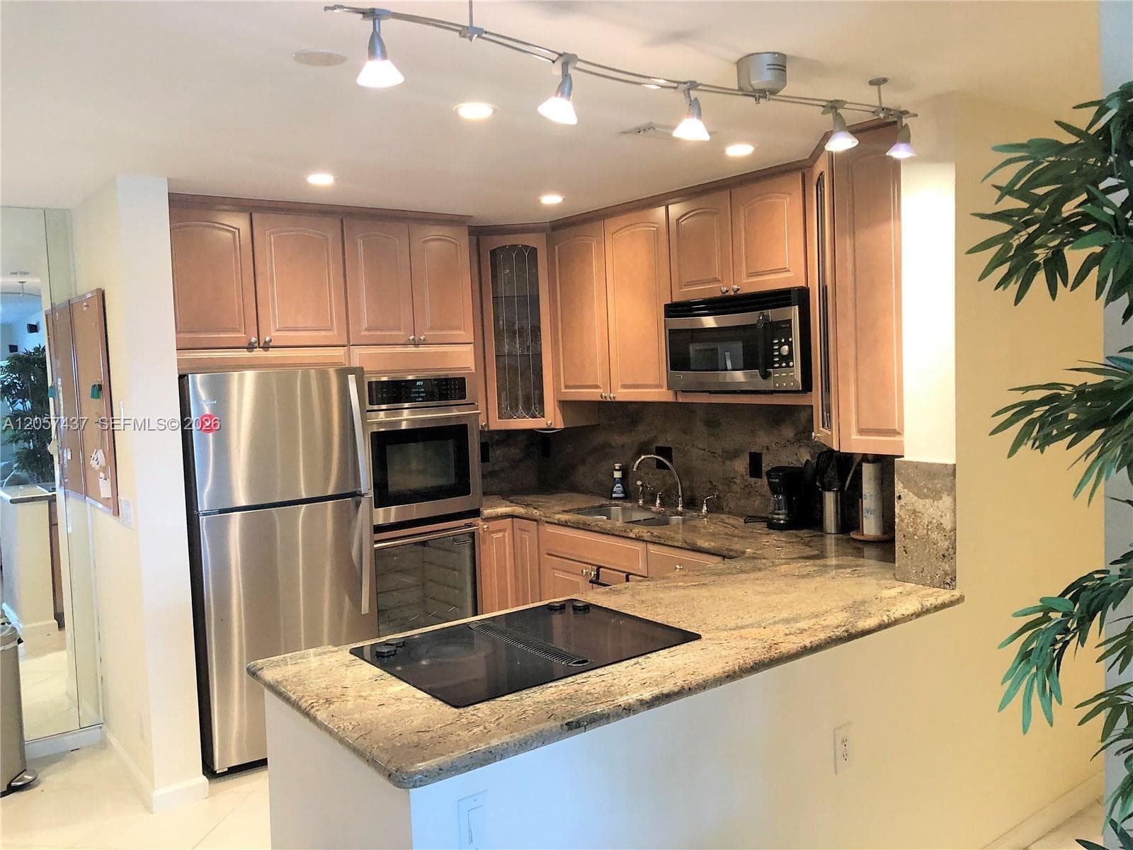 6339 Bay Club Dr # 2, Fort Lauderdale, FL 33308