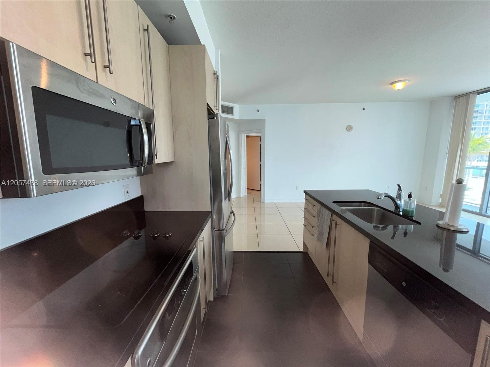 1111 SW 1st Ave # 1025-N, Miami FL 33130 photo 4