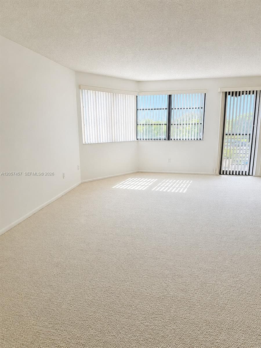 20840 San Simeon Way # 308, Miami FL 33179 photo 2