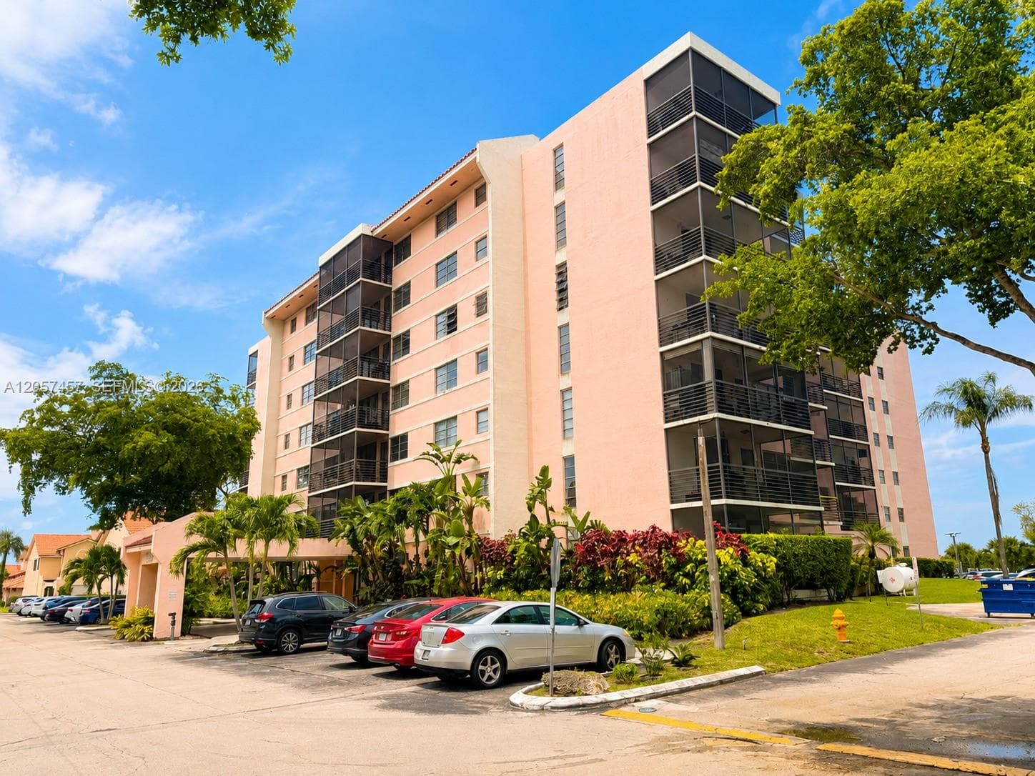 20840 San Simeon Way # 308, Miami FL 33179