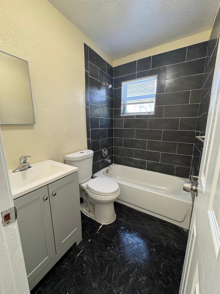 200 NW 14TH Street # 5, Pompano Beach FL 33060 photo 3
