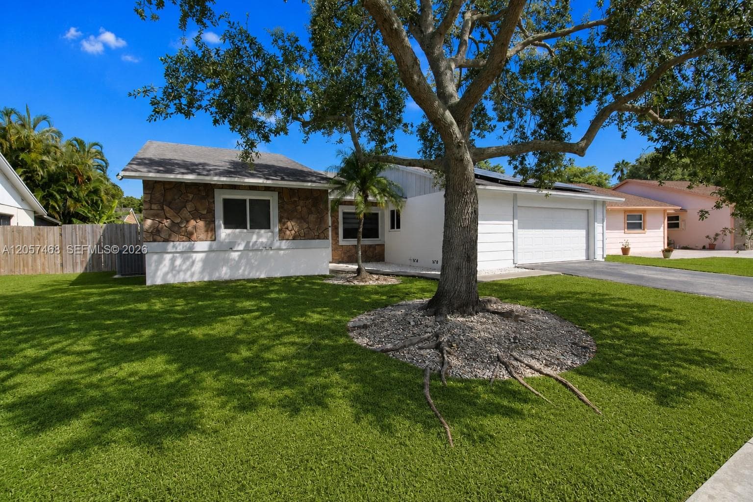 1661 N Goldeneye Ln, Homestead FL 33035 photo 2