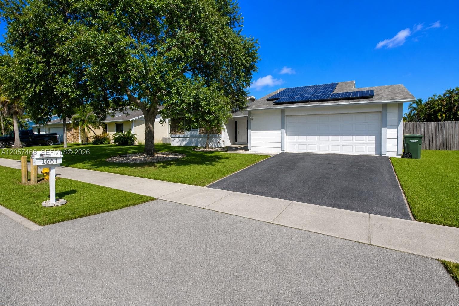 1661 N Goldeneye Ln, Homestead FL 33035 photo 3