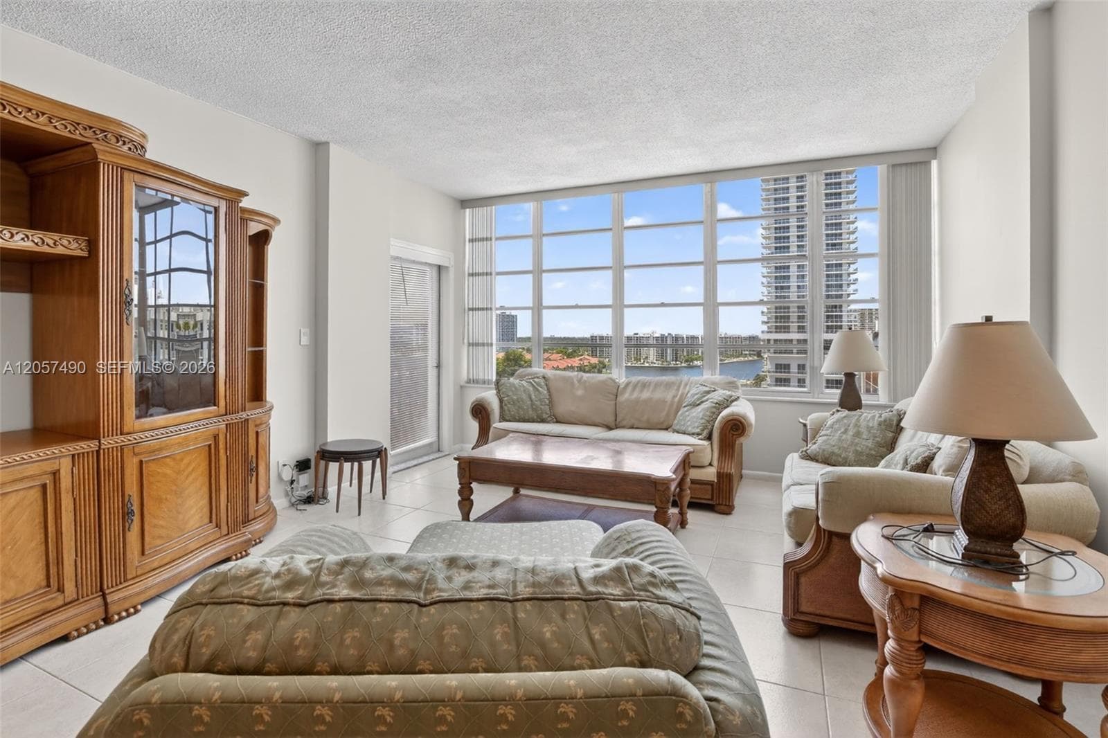 1817 S Ocean Dr # PH-19, Hallandale Beach FL 33009 photo 2