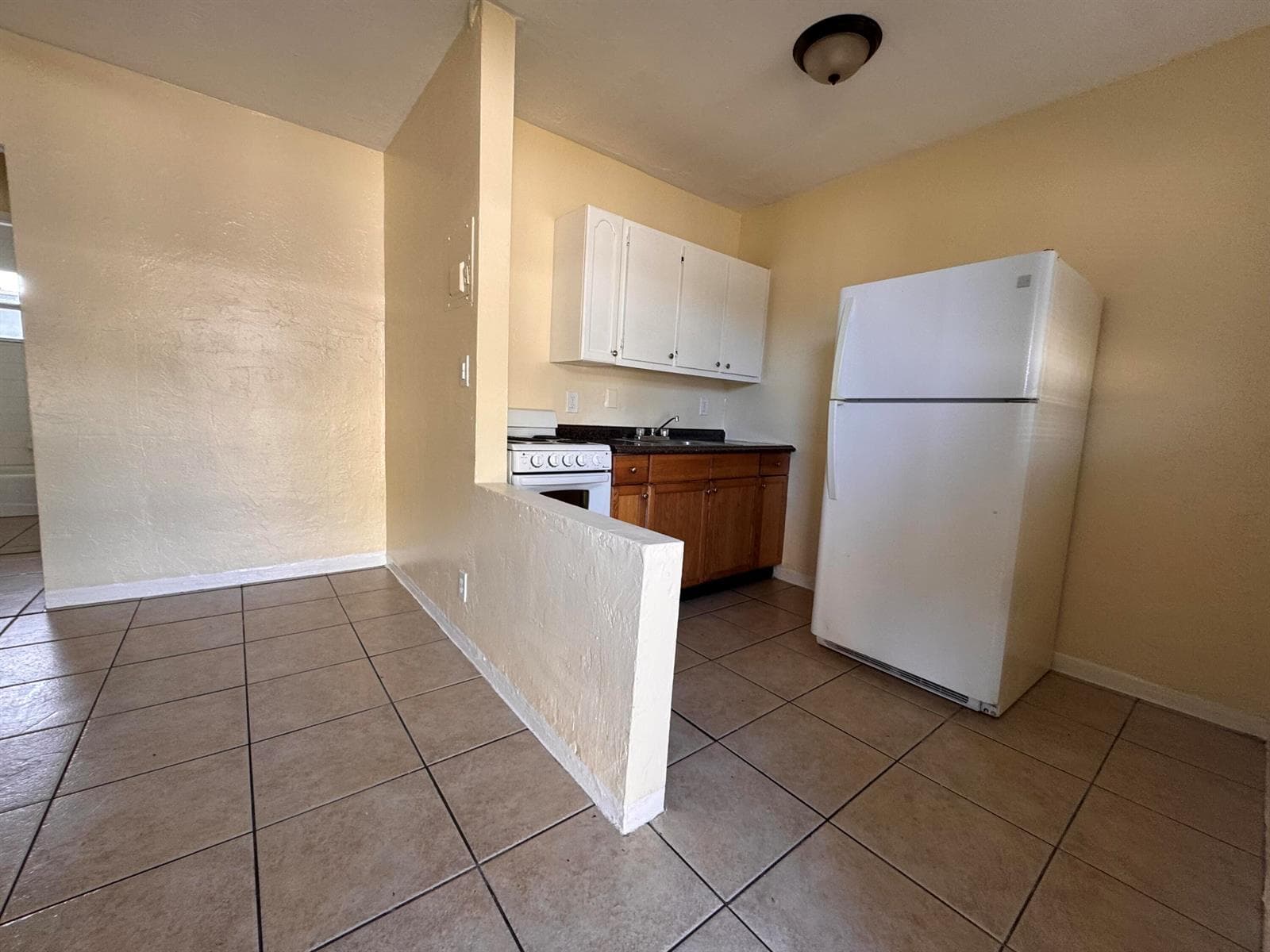 825 NW 10TH Terrace # 13, Fort Lauderdale FL 33311 photo 5
