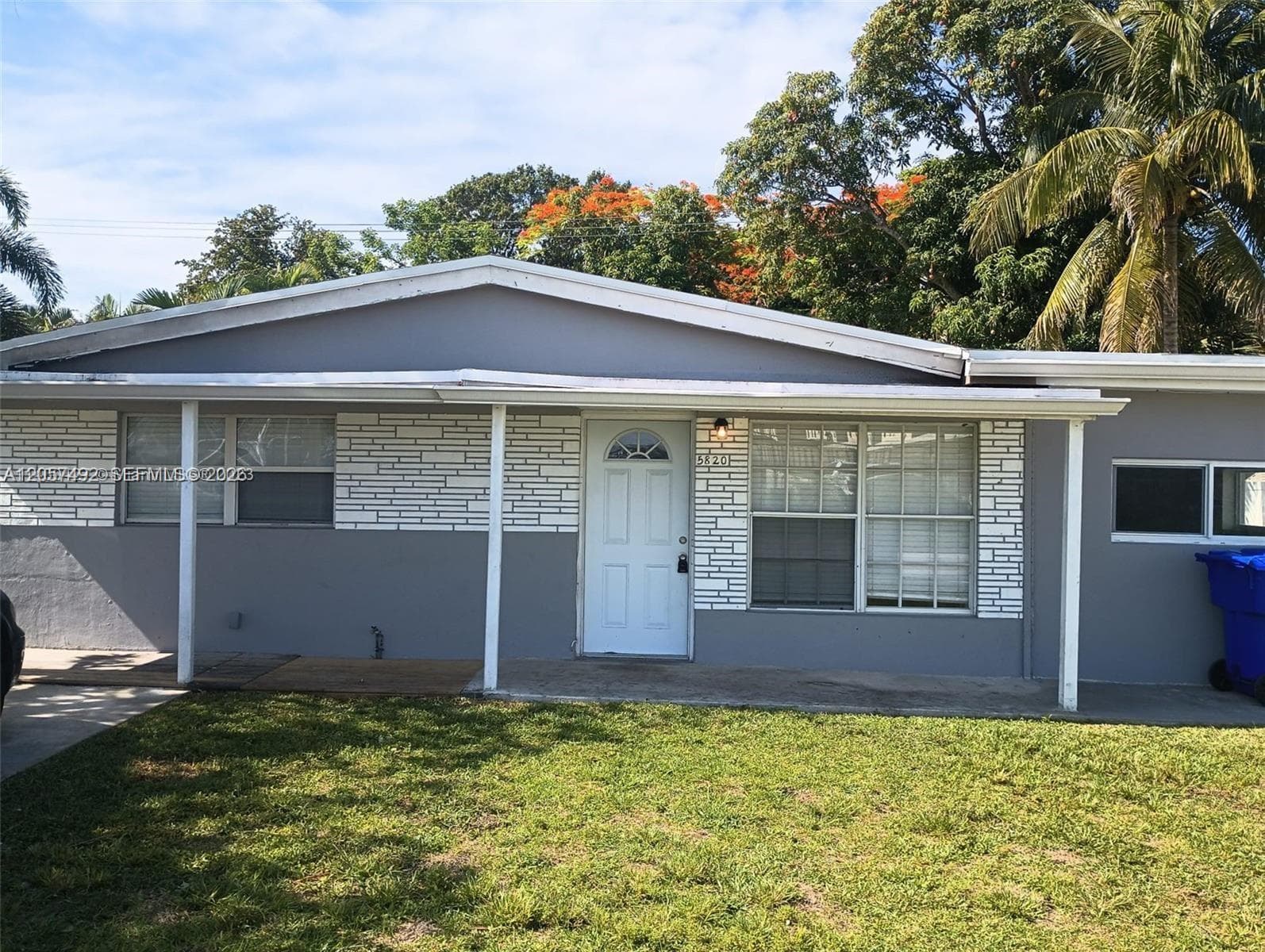 5820 Atlanta St, Hollywood FL 33021 photo 2