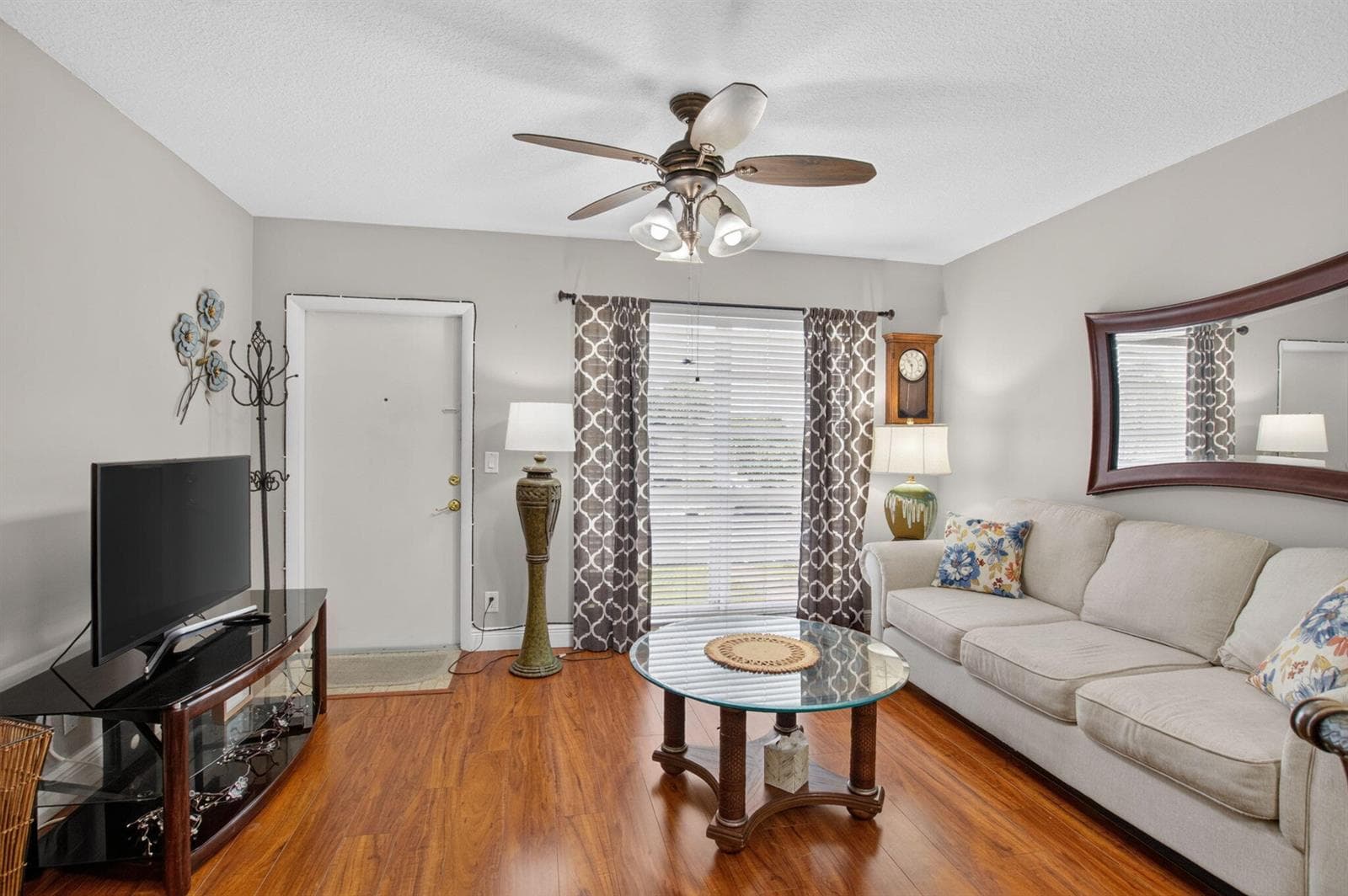 309 Circle Drive S, Boynton Beach FL 33435 photo 3
